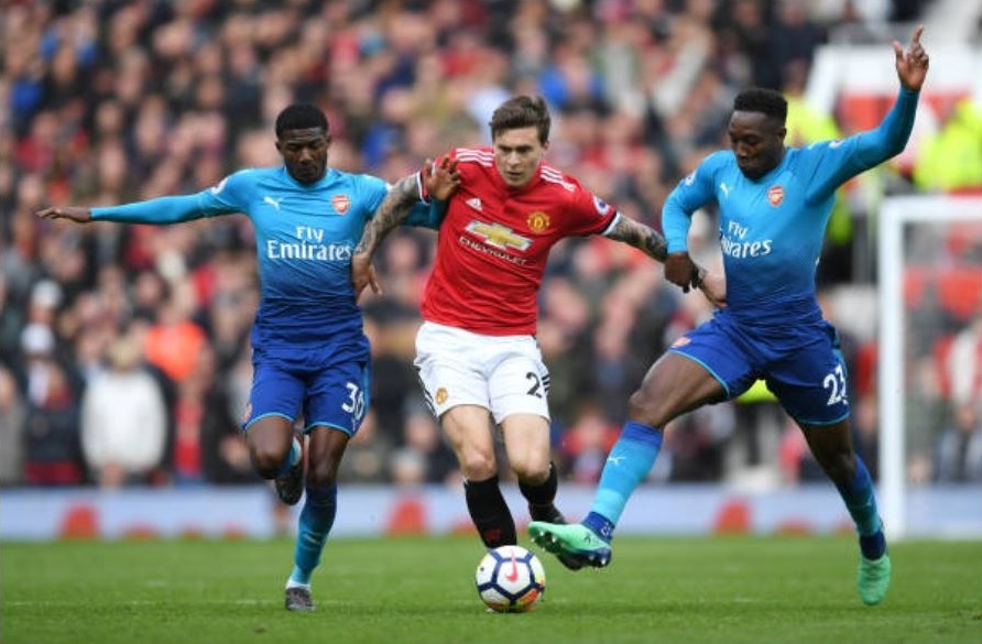 Cham diem MU 2-1 Arsenal: Sieu anh hung Fellaini s anh 3