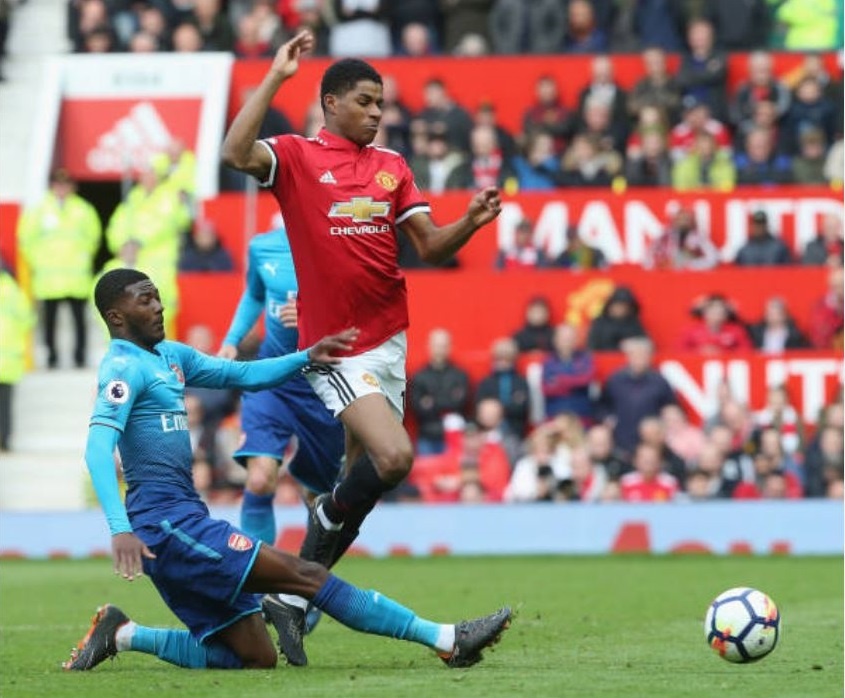 Cham diem MU 2-1 Arsenal: Sieu anh hung Fellaini s anh 12