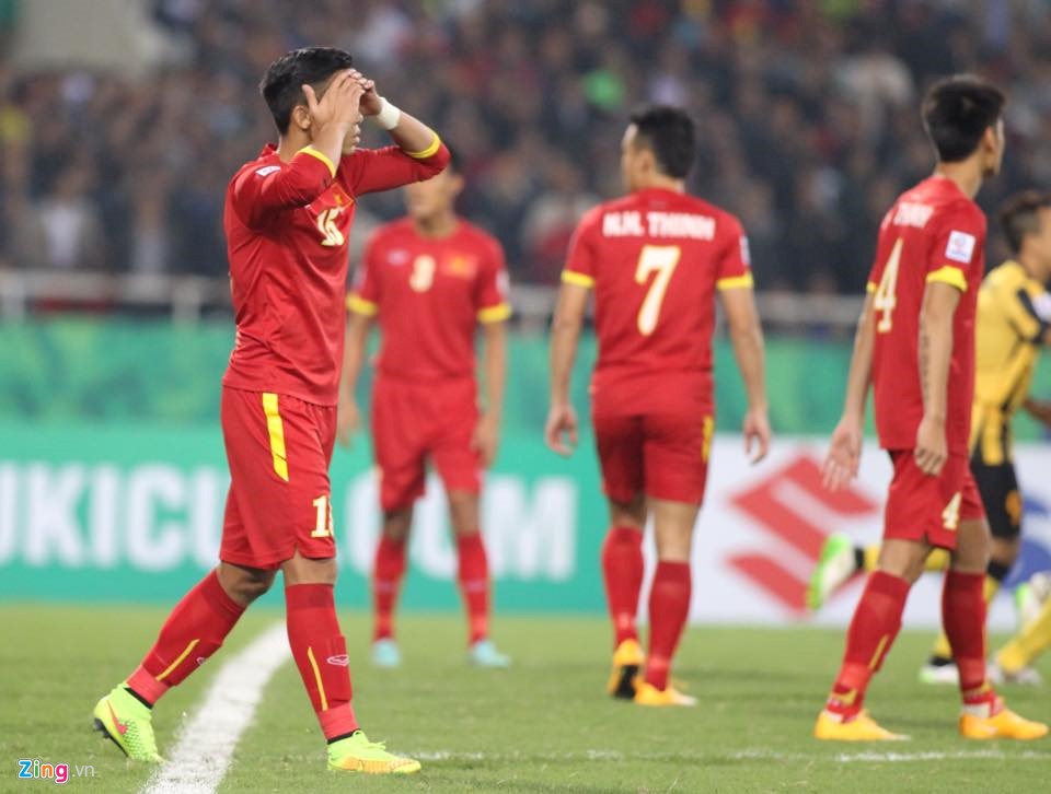 Gat bo noi dau, DTVN cho ngay tai dau voi Malaysia hinh anh