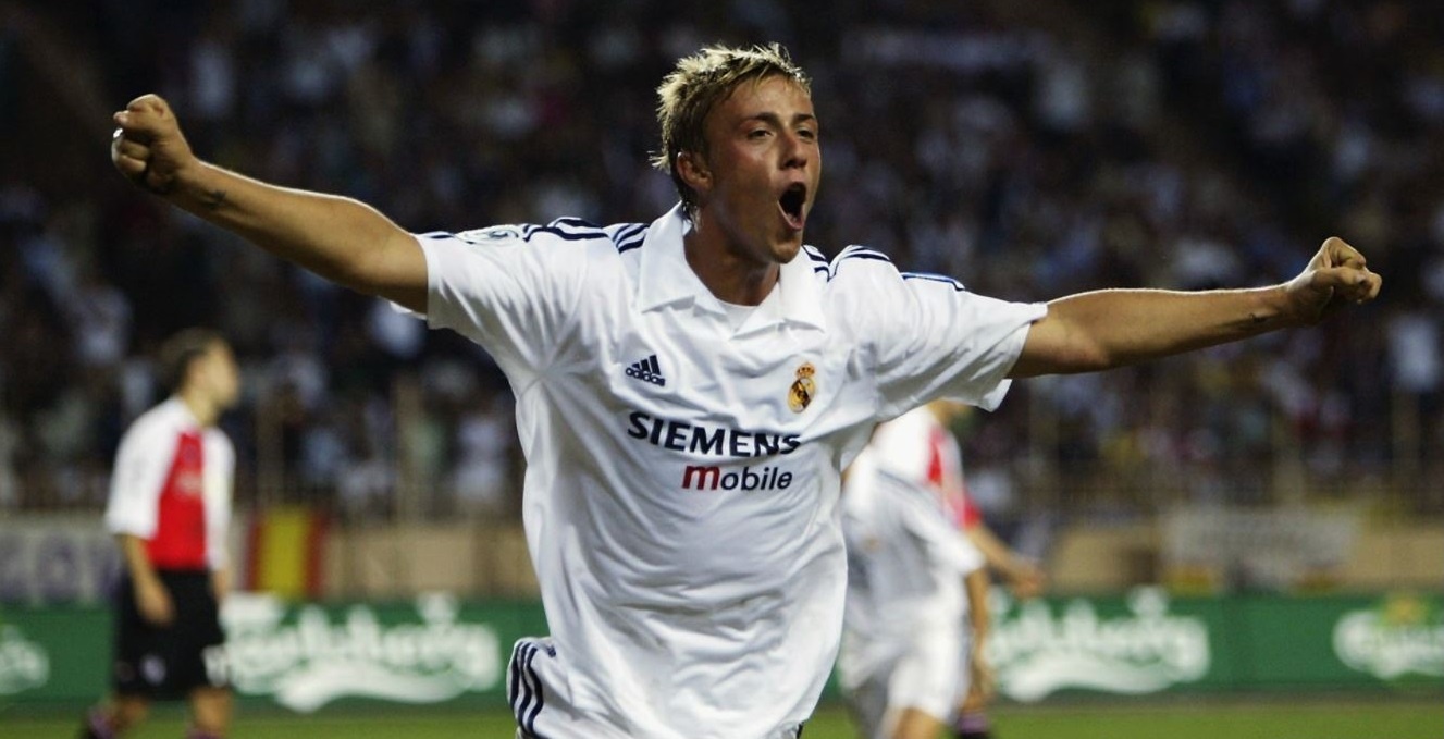 Nhin lai 17 lan HLV Zidane gop mat o El Clasico anh 7