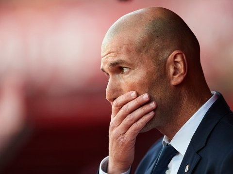 Nhin lai 17 tran sieu kinh dien cua Zinedine Zidane hinh anh