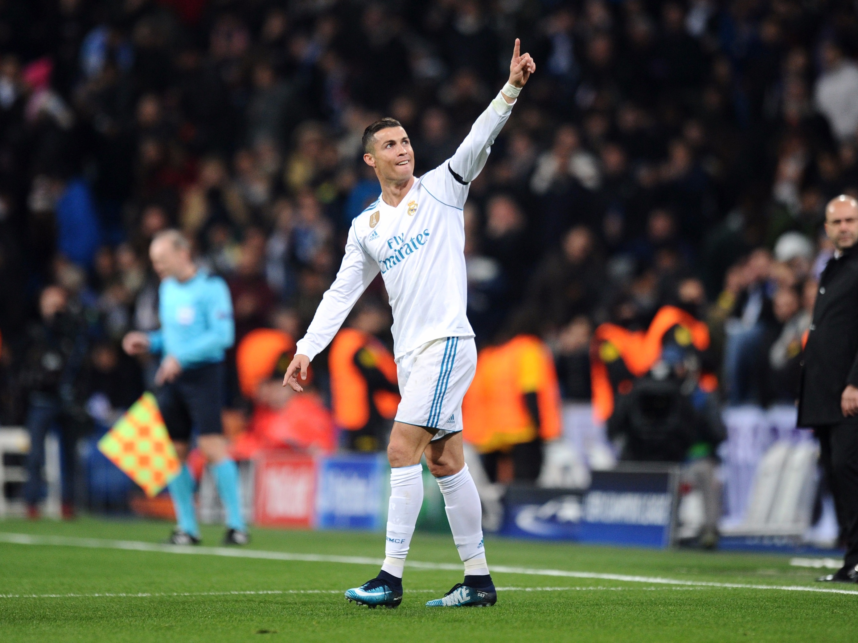 HLV Zidane: ‘Mắt cá Ronaldo sưng to,  nhưng không quá nghiêm trọng’ ảnh 2 HLV Zidane: ‘Mat ca Ronaldo sung to,  nhung khong qua nghiem trong’ anh 2