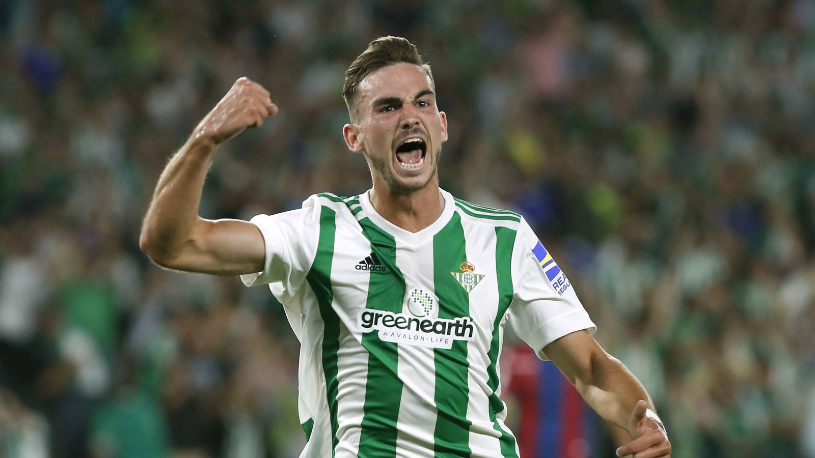 Doi hinh tieu bieu La Liga 2017/18: Messi,  Ronaldo linh xuong hang cong anh 8