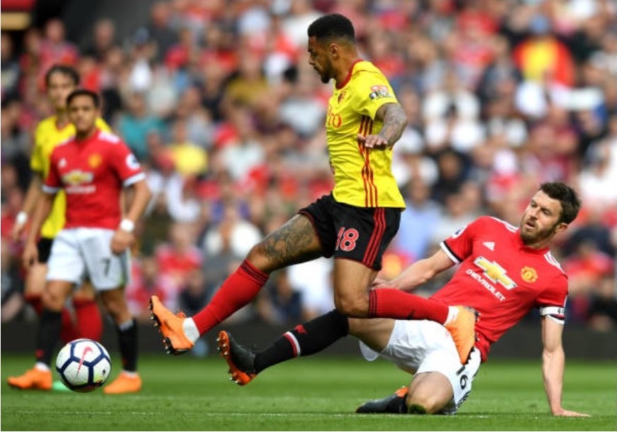 Tam biet Carrick,  tuong dai cua san Old Trafford anh 2