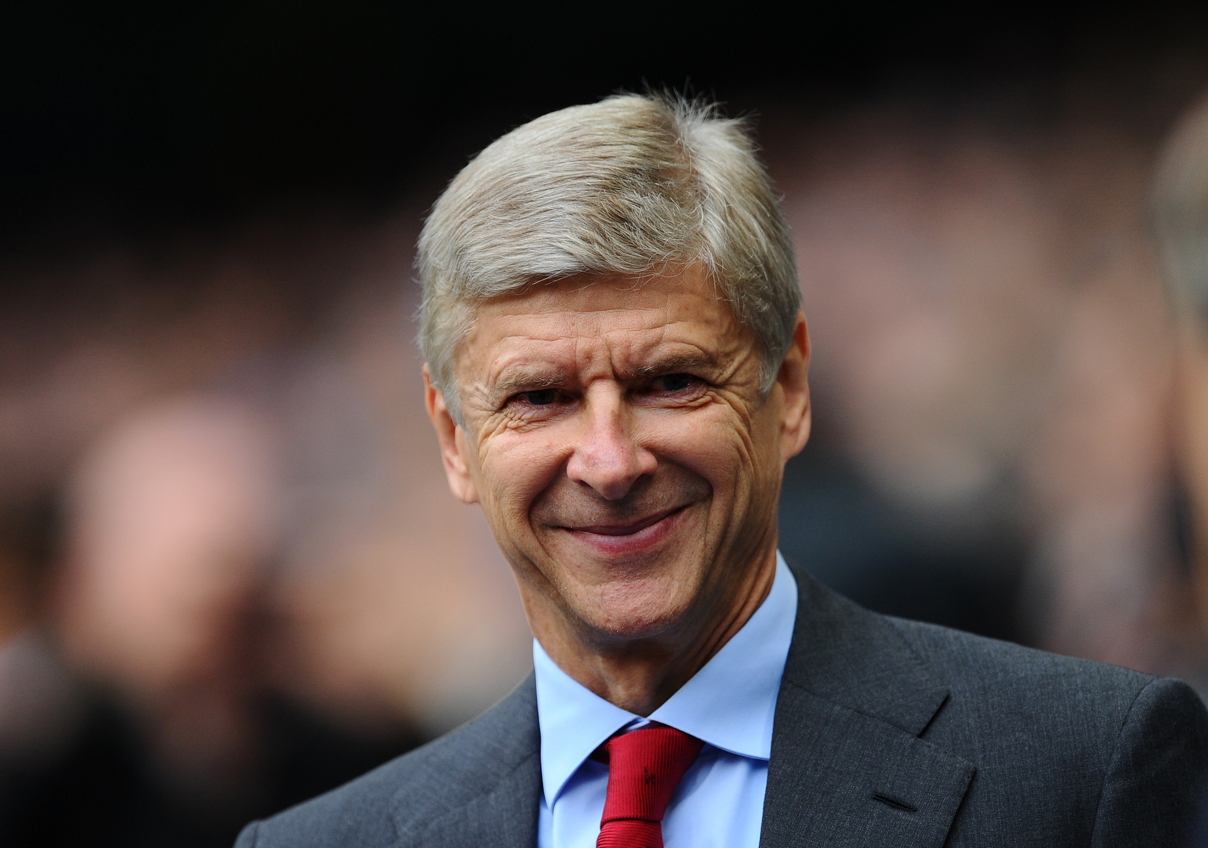 Petr Cech: ‘Nguoi ke vi nhat dinh phai hoc theo Wenger’ hinh anh