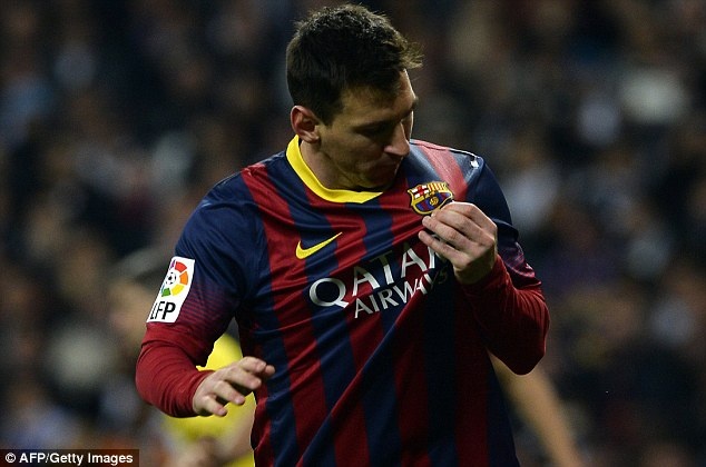 Messi nguyen gan bo ca su nghiep cung Barcelona hinh anh