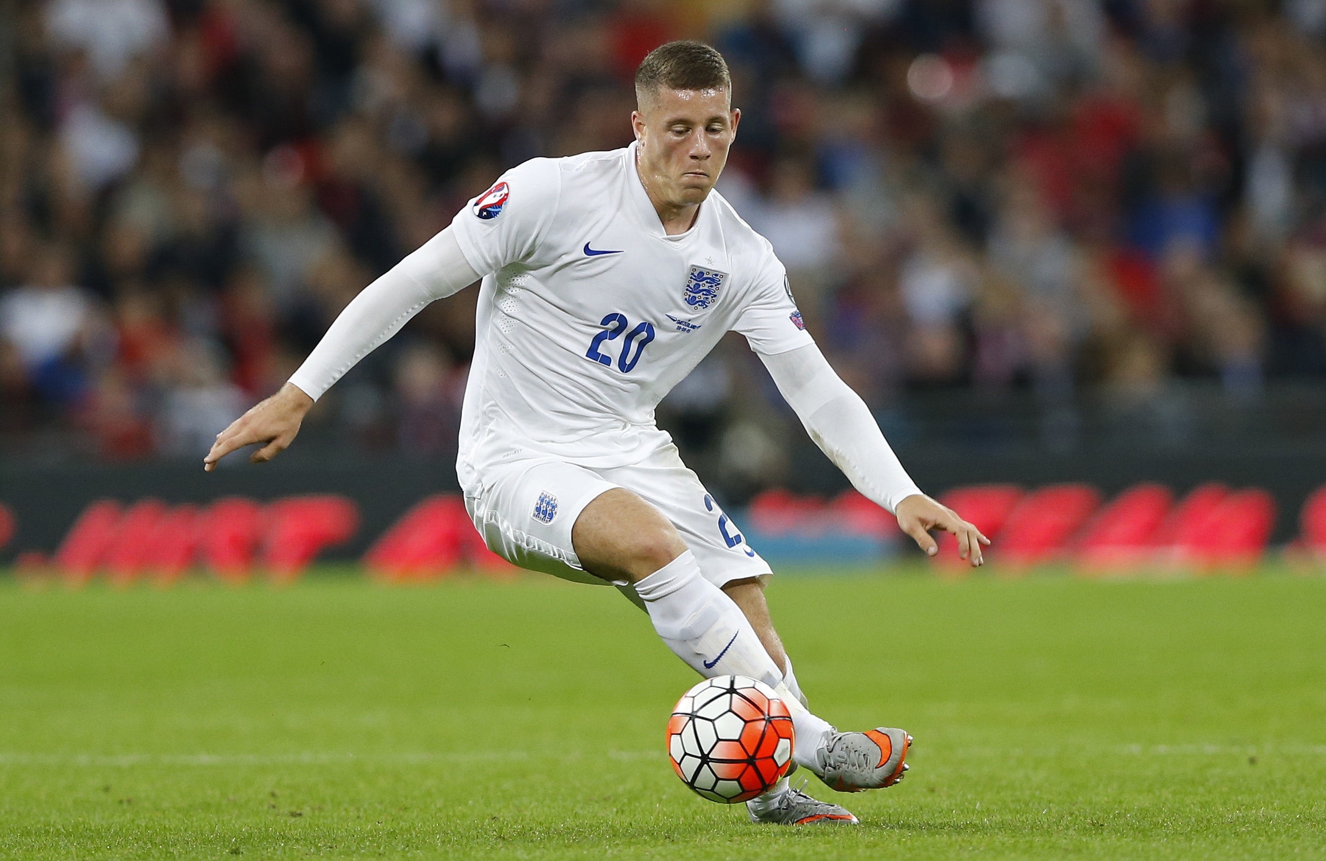 Doi hinh tuyen Anh ngoi ngoai World Cup 2018: Bi kich cua Wilshere anh 8