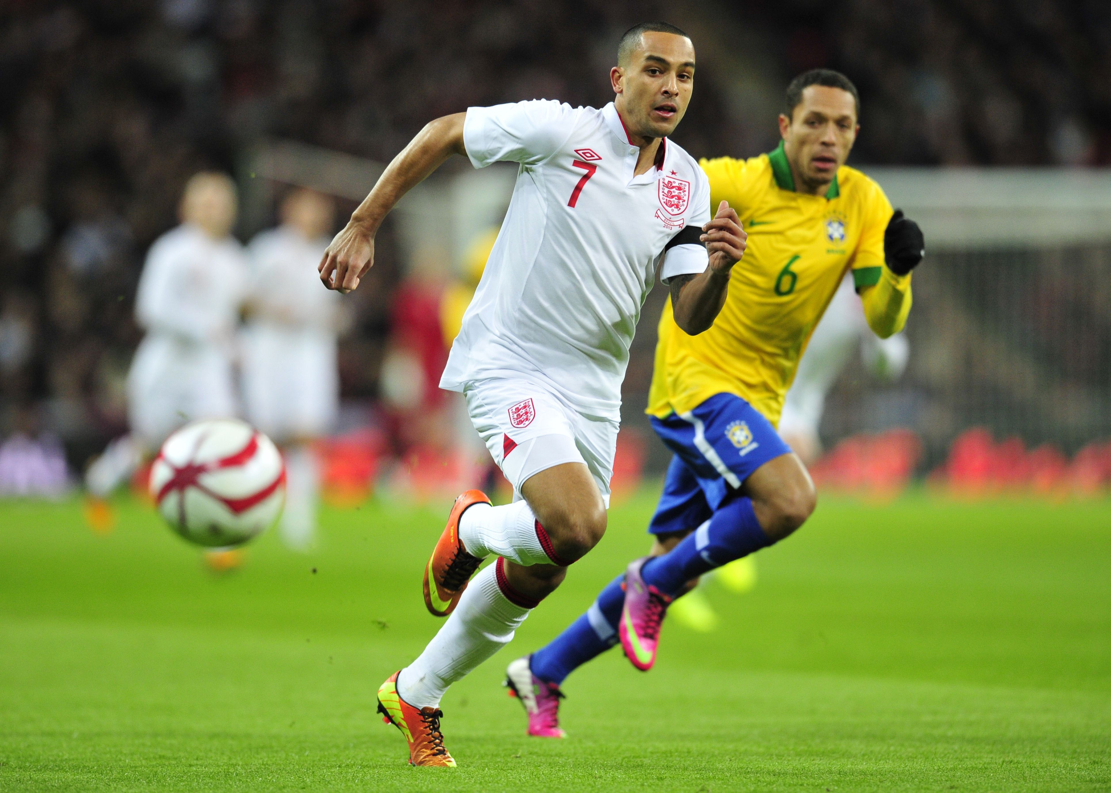 Doi hinh tuyen Anh ngoi ngoai World Cup 2018: Bi kich cua Wilshere anh 9