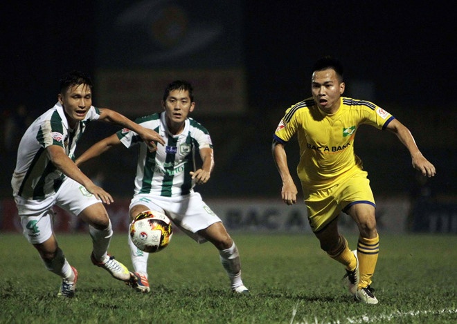 Không phải Văn Đức, Khắc Ngọc mới là ngôi sao sáng nhất SLNA ảnh 2 Khong phai Van Duc, Khac Ngoc moi la ngoi sao sang nhat SLNA anh 2