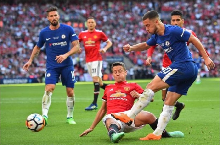Cau thu MU 'chet lang',  nhin Chelsea nang cup FA anh 1