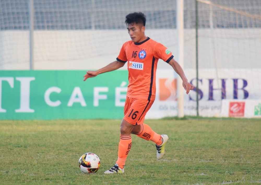 HLV CLB Bình Dương ca ngợi bộ đôi Tiến Dụng vs Đức Chinh ảnh 1 HLV CLB Binh Duong ca ngoi bo doi Tien Dung vs Duc Chinh anh 1