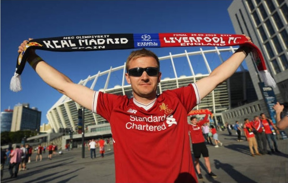 Truoc gio 'G',  CDV Liverpool nhuom do SVD NSK Olympiyskyi anh 2