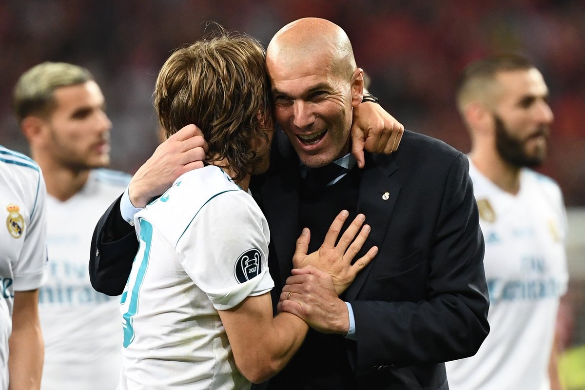 3 lan lien tiep vo dich,  Real khang dinh tam vi dai tai chau Au anh 1