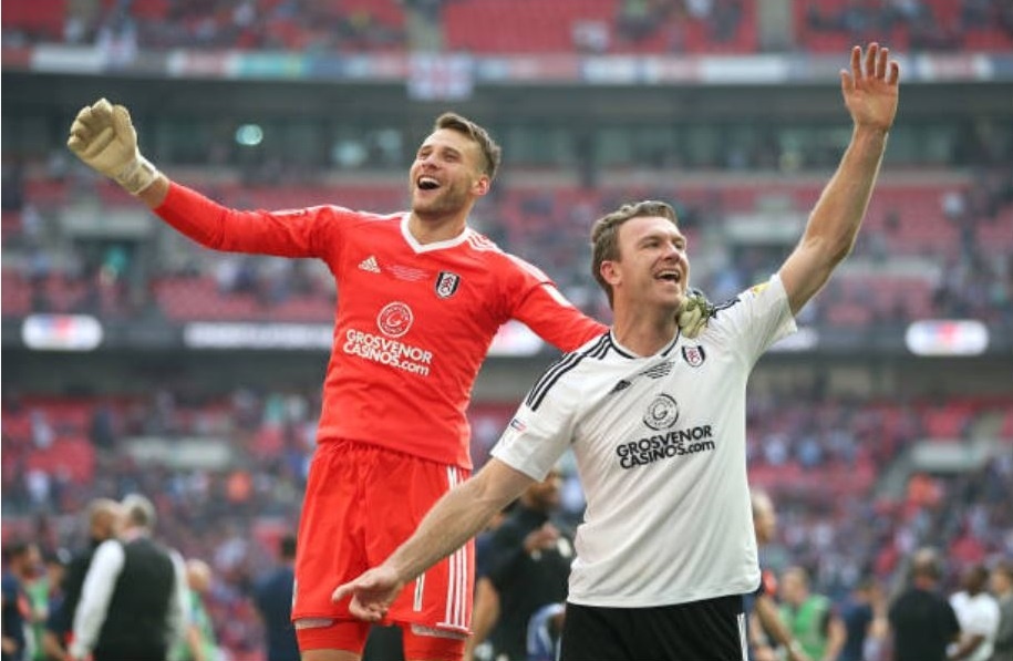 Danh bai Aston Villa, Fulham tro lai Premier League sau 4 nam hinh anh