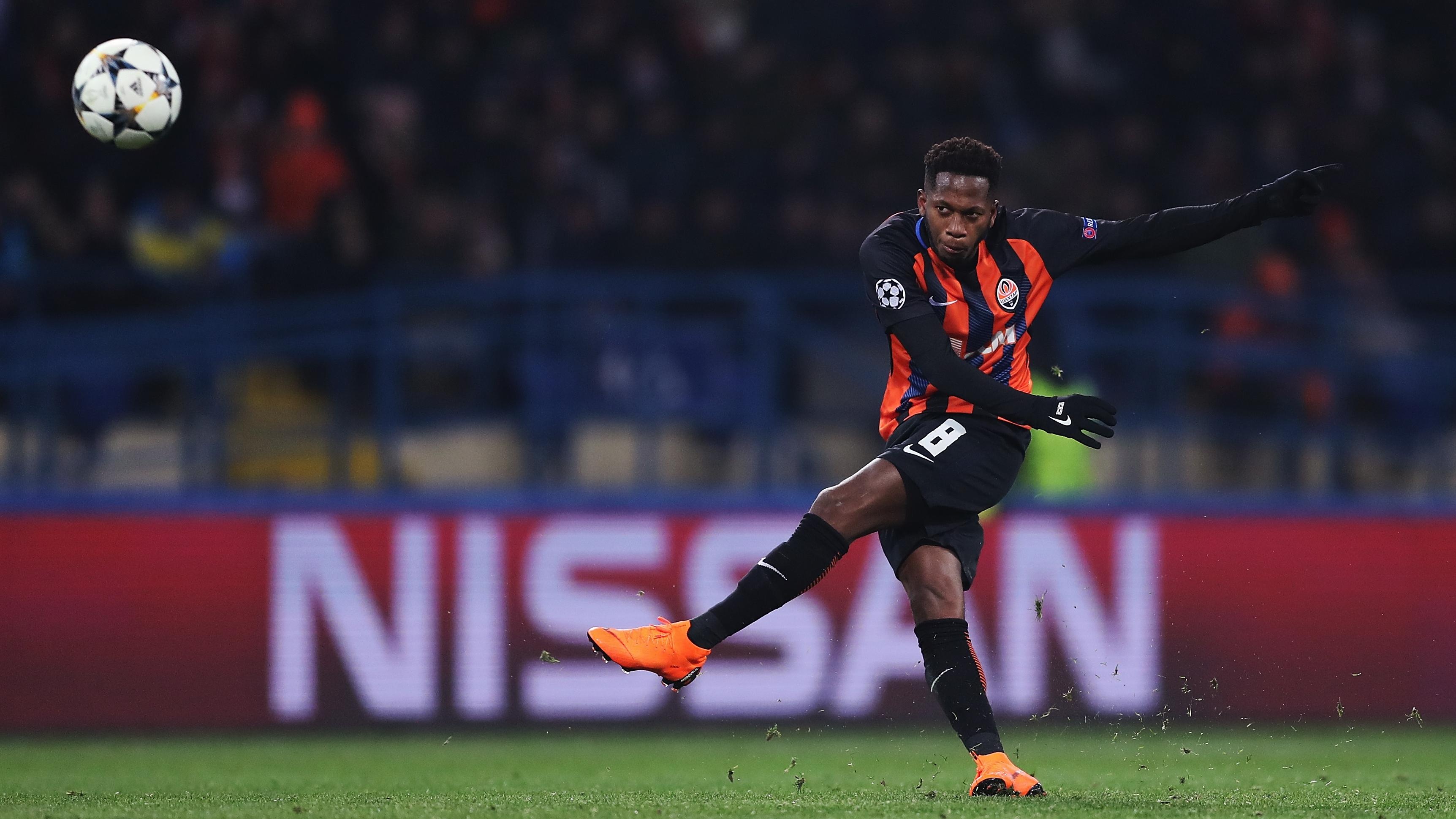 Sieu pham xe dap chong nguoc cua Ronaldo dep nhat Champions League 2017/18 anh 4