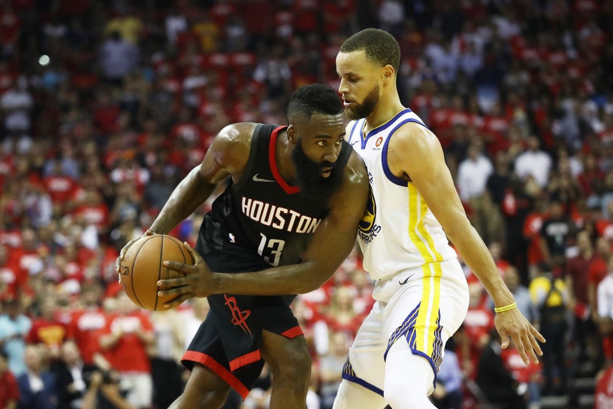 Danh bai Houston Rockets,  Curry hen King James anh 5