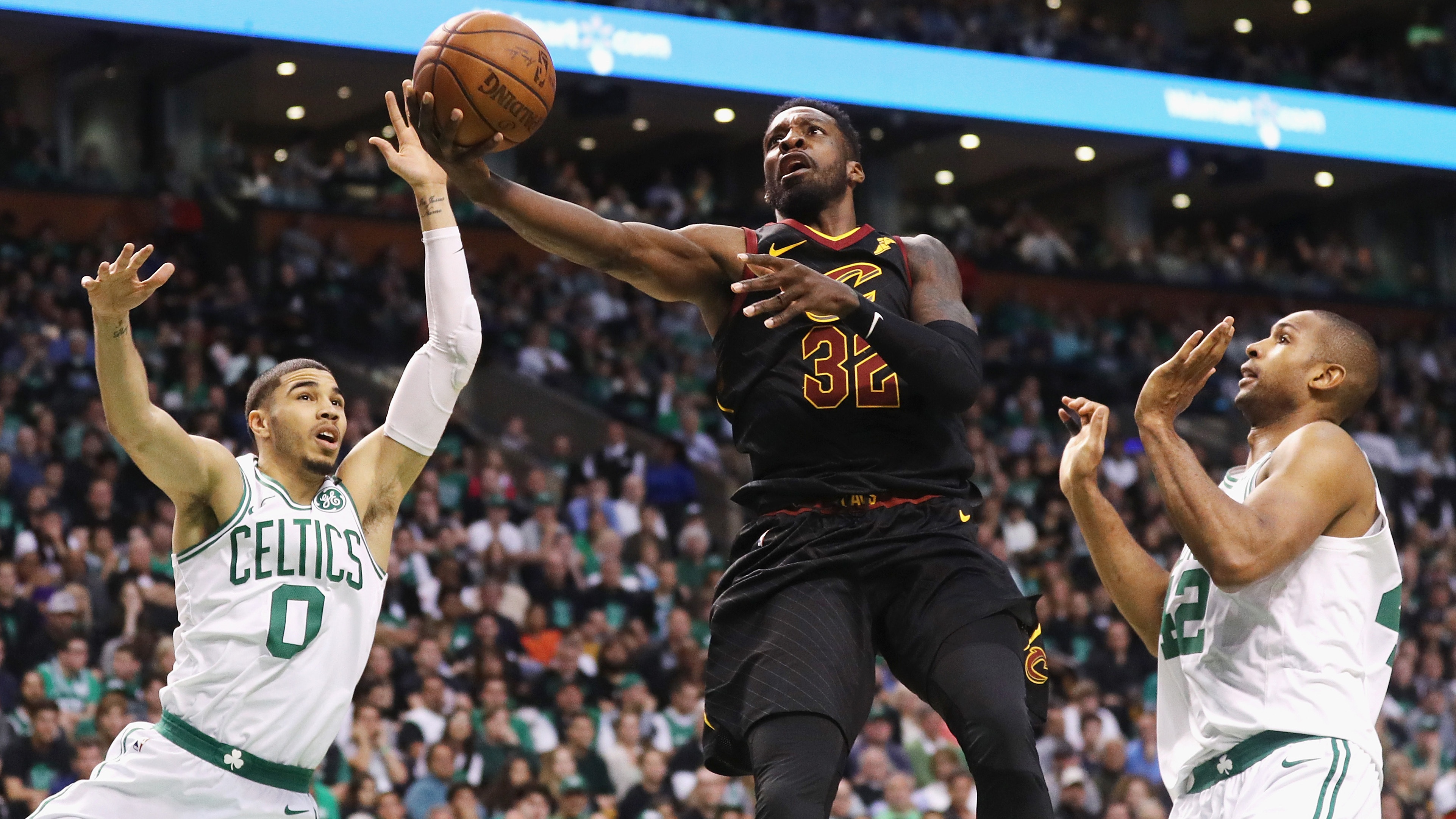 Danh bai Houston Rockets,  Curry hen King James anh 7