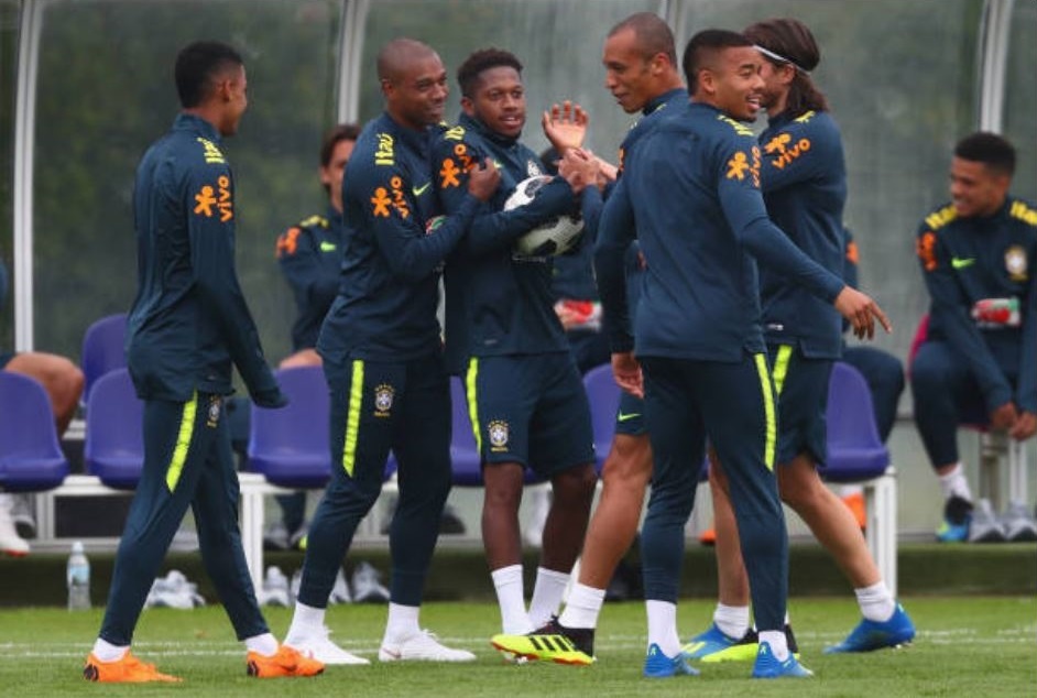 Gac lai noi dau Champions League,  Firmino hoi quan som cung tuyen Brazil anh 12