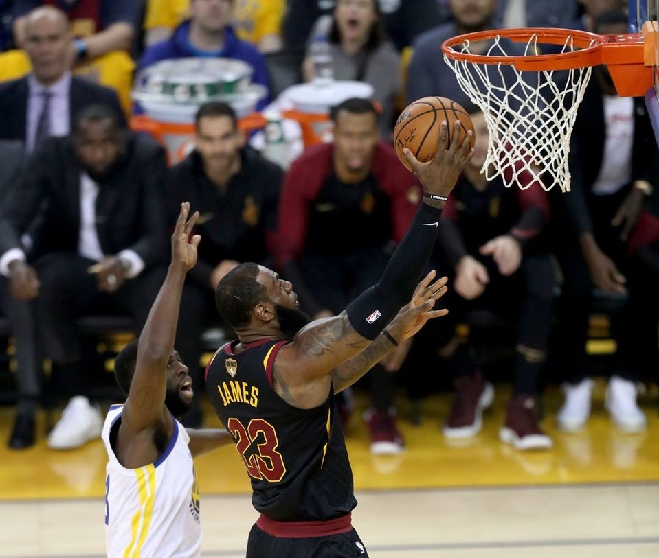 Cleveland 114-124 Golden State anh 1