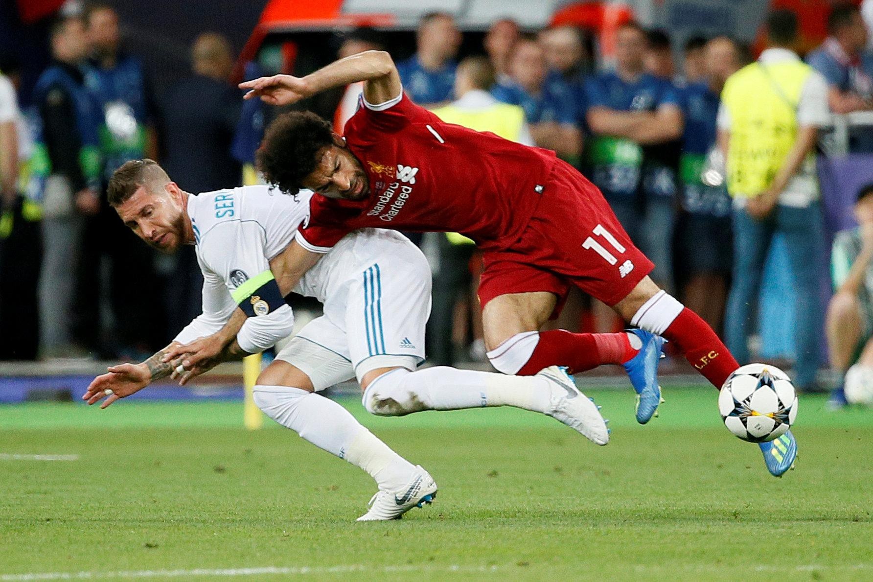 Ramos bị dọa giết sau va chạm với Salah ảnh 2 Ramos bi doa giet sau va cham voi Salah anh 2