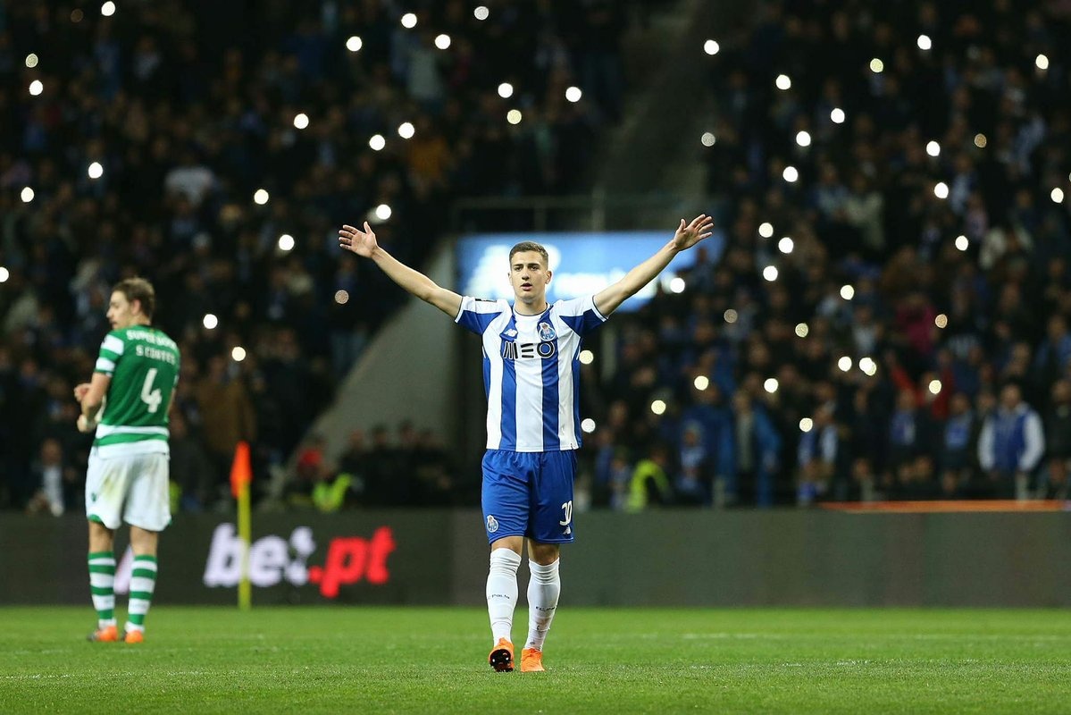 Nhung dieu can biet ve Dalot,  tan binh sang gia cua MU anh 6