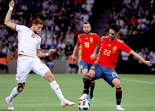 DT Tay Ban Nha nhoc nhan thang tran 1-0 anh 6