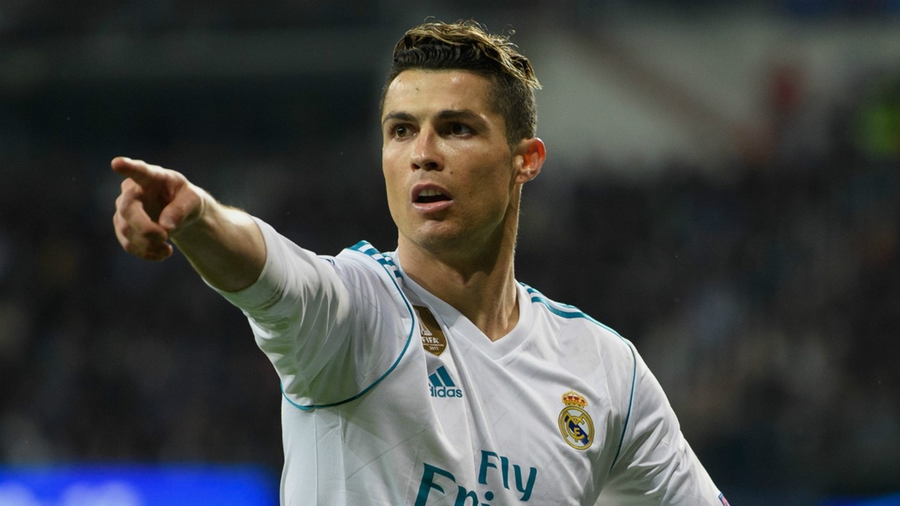 Luis Figo khuyen Ronaldo nen o lai Real Madrid hinh anh
