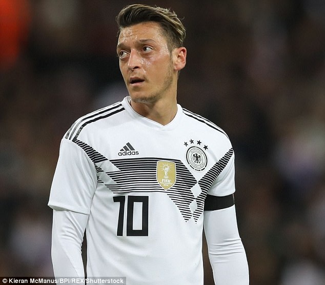 Mesut Oezil vẫn kịp bình phục cho World Cup 2018 ảnh 1 Mesut Oezil van kip binh phuc cho World Cup 2018 anh 1