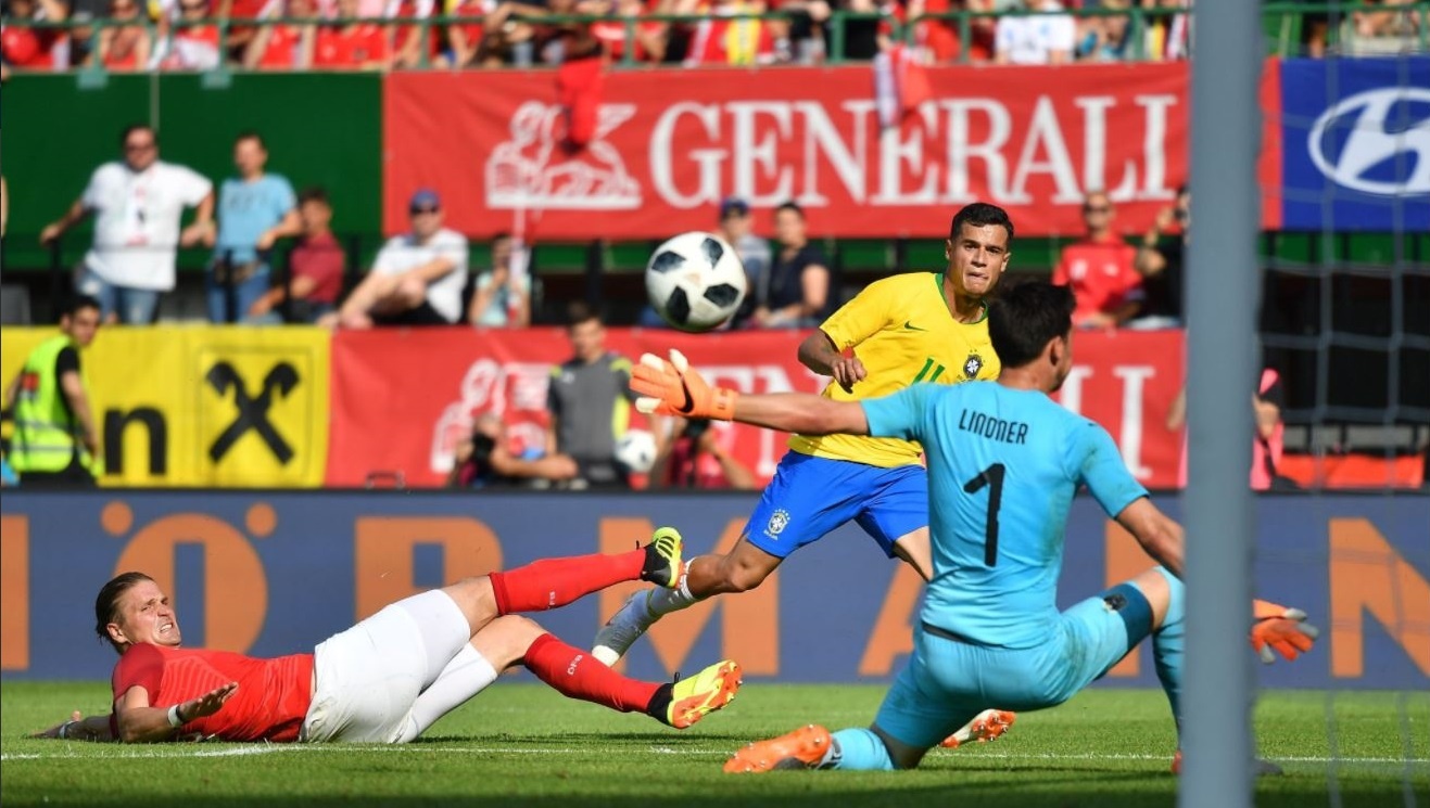 Brazil dai thang,  Neymar ap sat thanh tich cua 'Ro beo' anh 5