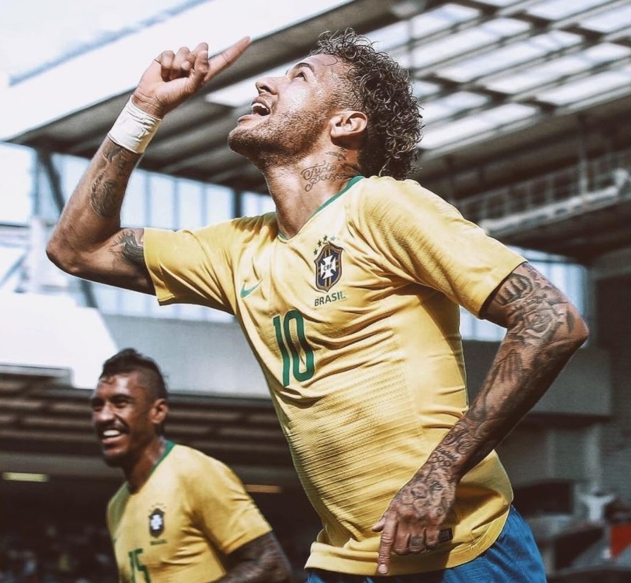Brazil dai thang,  Neymar ap sat thanh tich cua 'Ro beo' anh 8