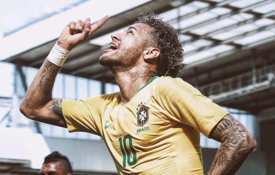 World Cup 2018 - Ibrahimovic xep Neymar tren Messi,  Ronaldo anh 2