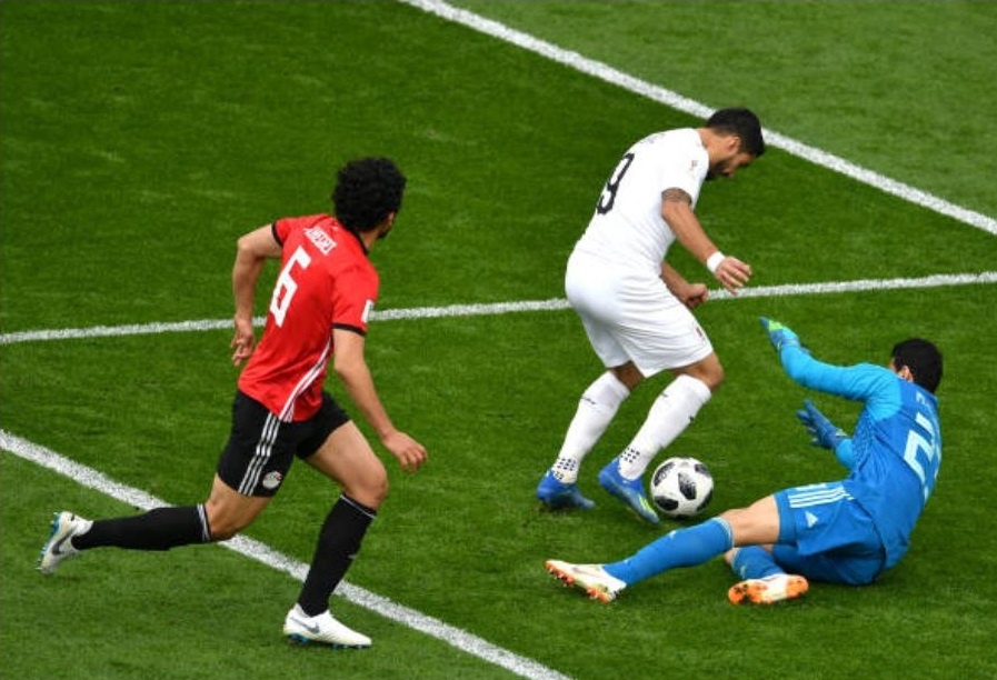 HLV Uruguay: ‘Pele,  Messi,  Maradona cung tung choi te nhu Suarez’ anh 2