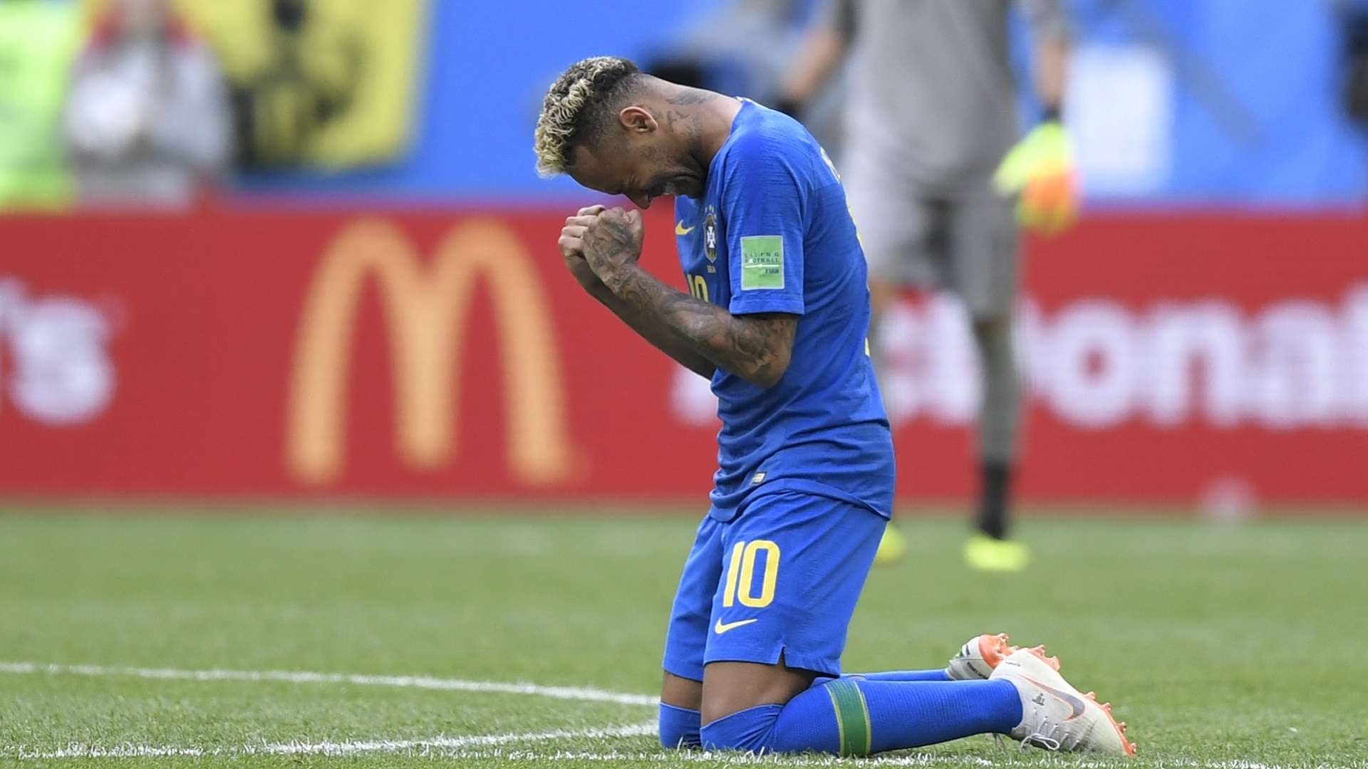 Neymar tuc gian,  nguyen rua dan anh Thiago Silva? anh 2