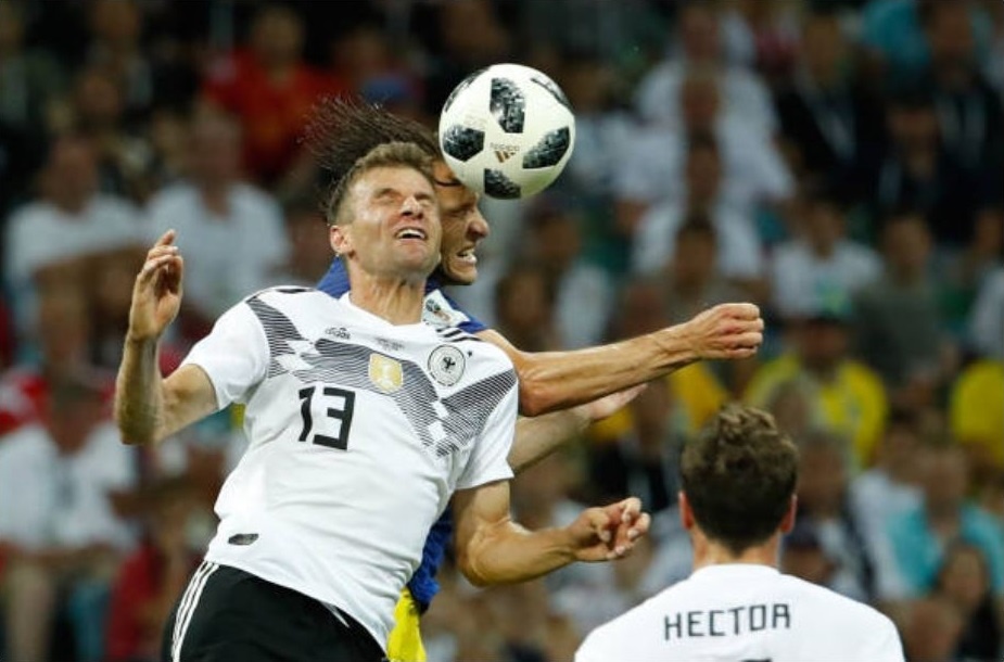 Cham diem Duc 2-1 Thuy Dien: Kroos khang dinh dang cap anh 10