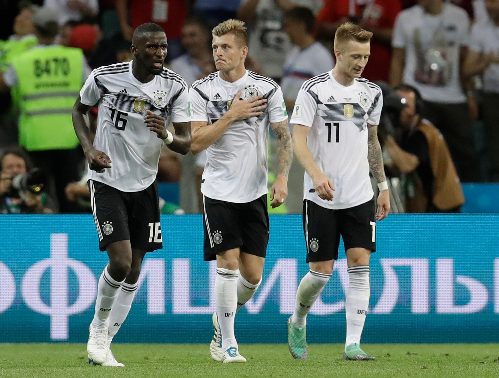 Đức - Hàn Quốc: Kẻ đường cùng thách thức “Cỗ xe tăng” ảnh 2 Duc - Han Quoc: Ke duong cung thach thuc “Co xe tang” anh 2