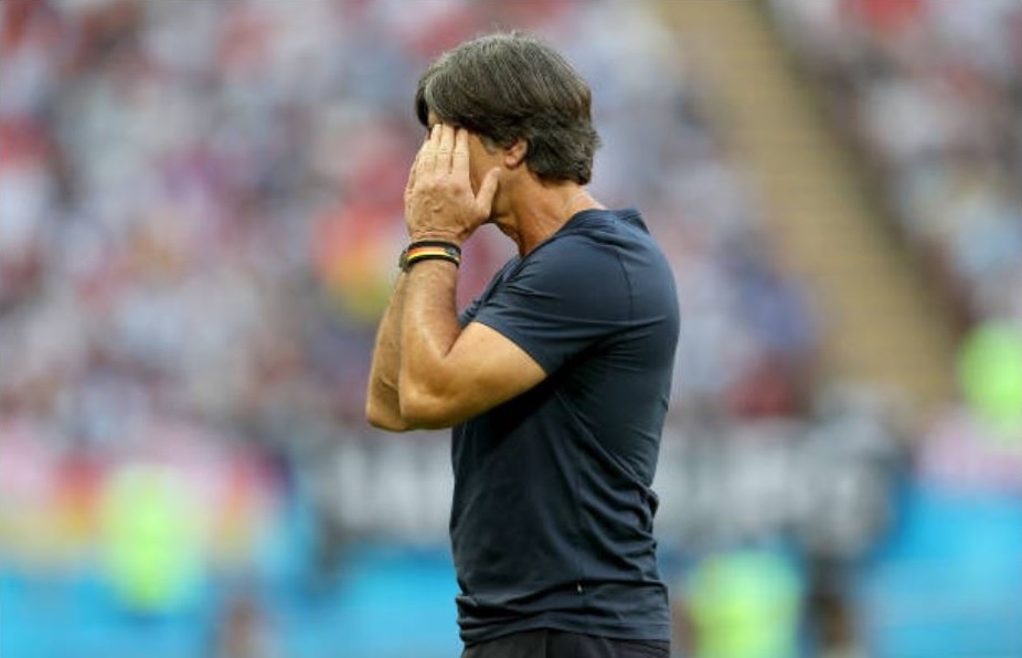 Nha bao Vu Cong Lap: Duc da bi bat bai,  nen thay Joachim Loew anh 2
