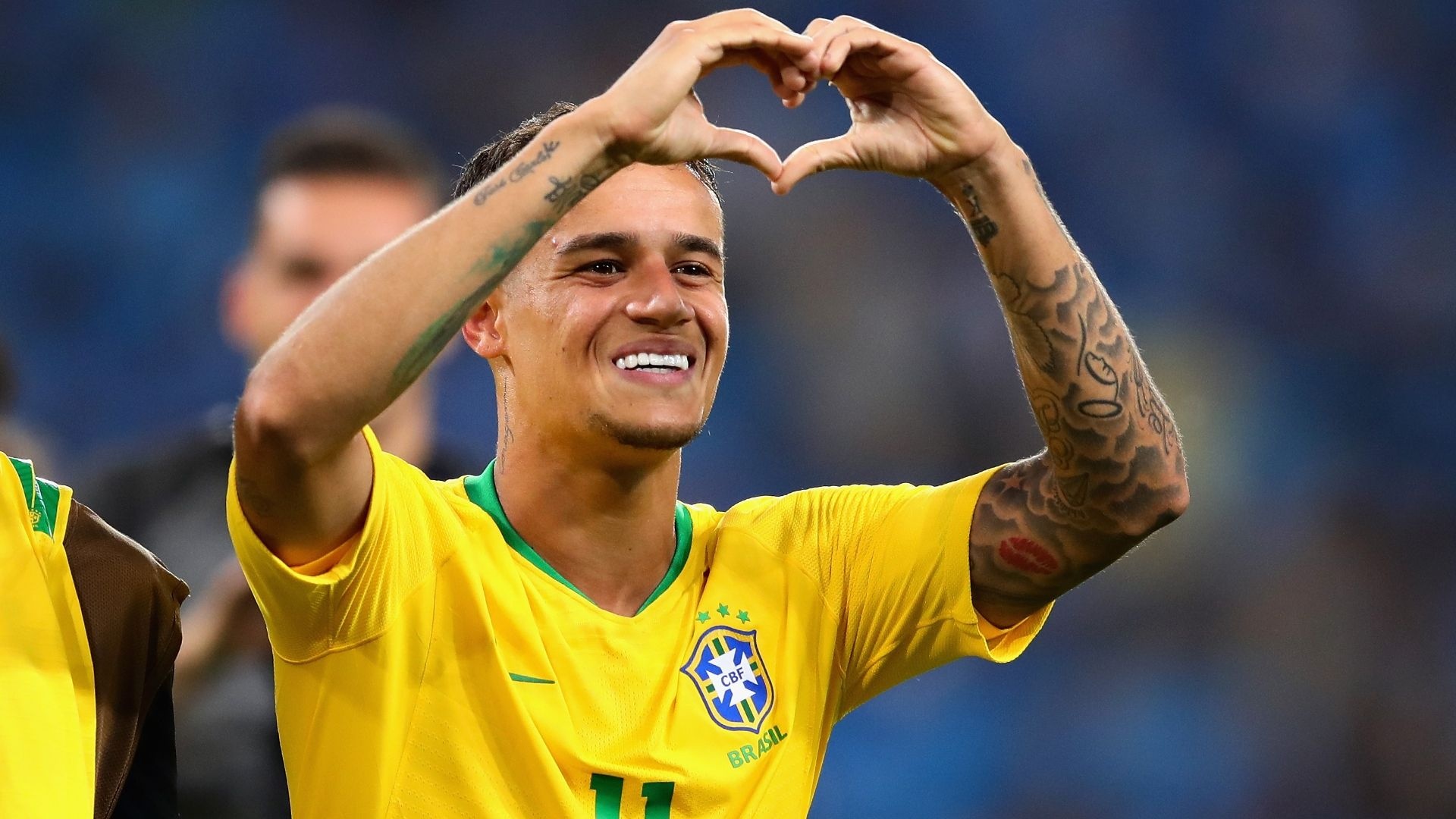 Brazil thang tran, Coutinho tai hien ky tich cua Pele hinh anh