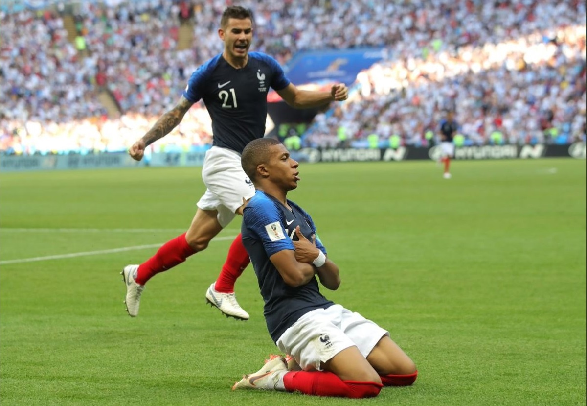 Kylian Mbappe tung chay gan bang toc do cua Usain Bolt anh 4