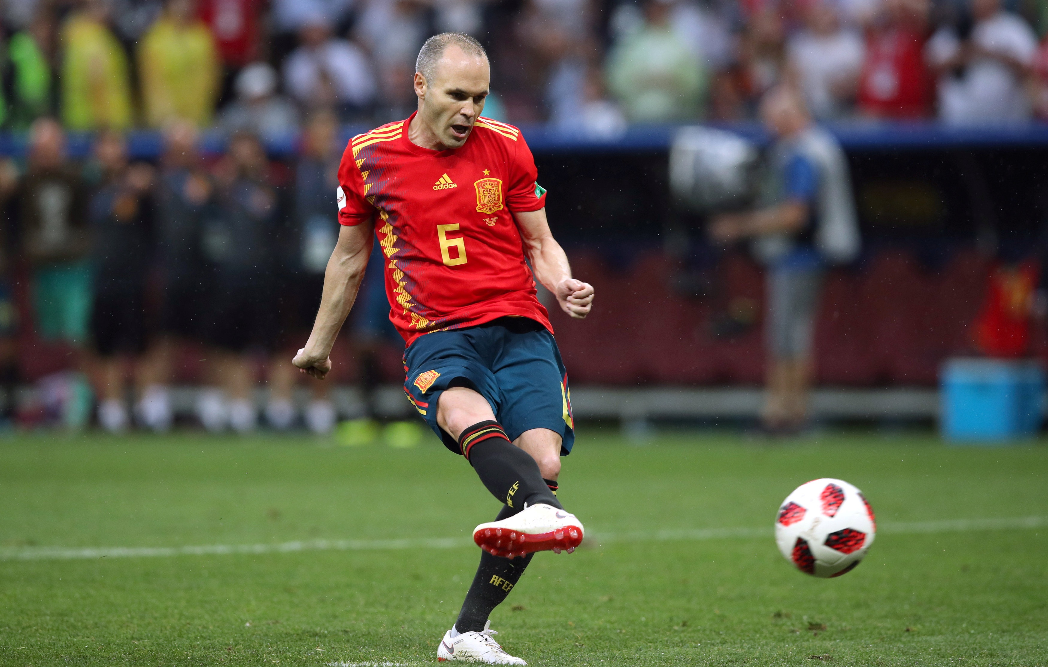 Iniesta gia tu doi tuyen: Tam biet va cam on huyen thoai anh 1