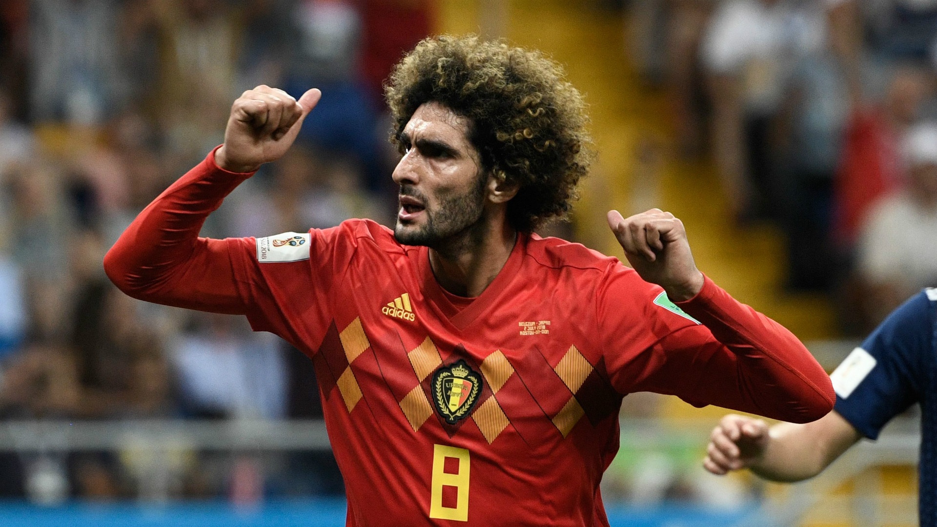 Marouane Fellaini gui loi ‘tuyen chien’ den doi Brazil hinh anh