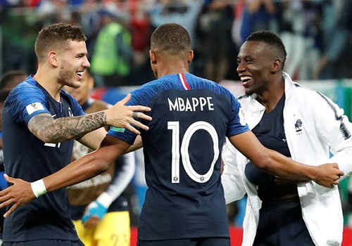 BLV Quang Huy: Su lanh lung dang so cua nguoi Phap hinh anh