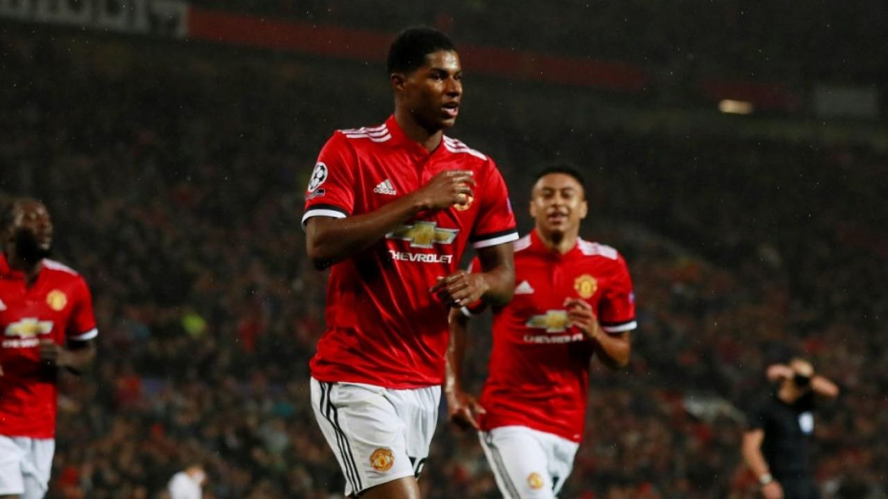 Daley Blind mo dau cho cuoc thanh trung hang loat cua MU? anh 11