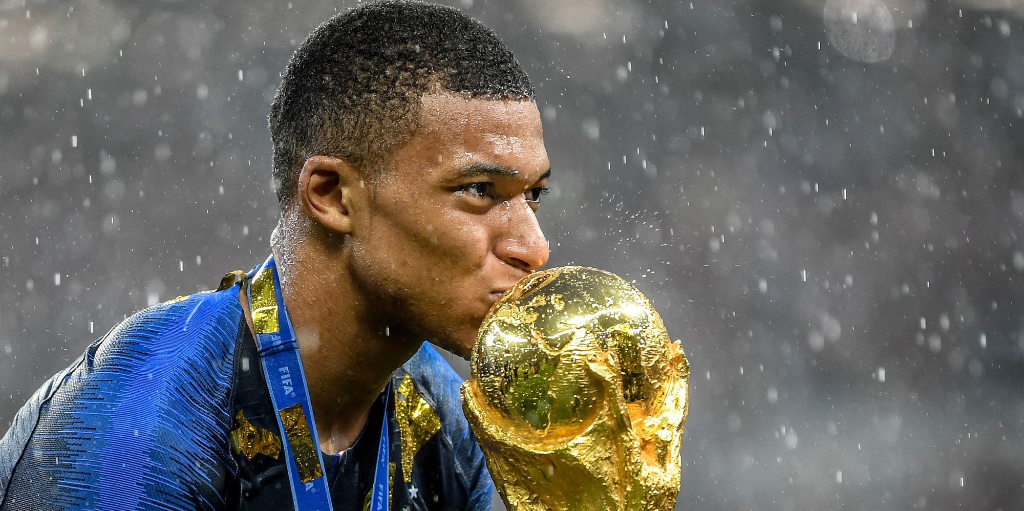 ‘Mbappe la nguoi ngoai hanh tinh, se gianh Qua bong vang’ hinh anh