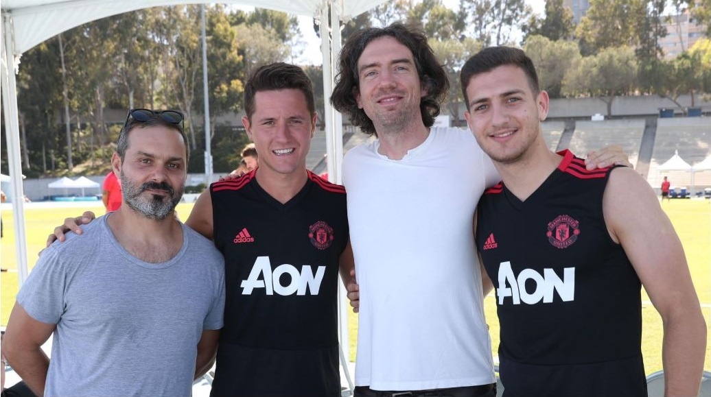 Ibrahimovic gap lai toan doi MU tren dat My anh 2