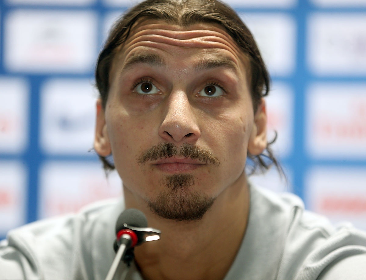 Zlatan Ibrahimovic muon tro giup ‘vua bong ro’ LeBron James hinh anh