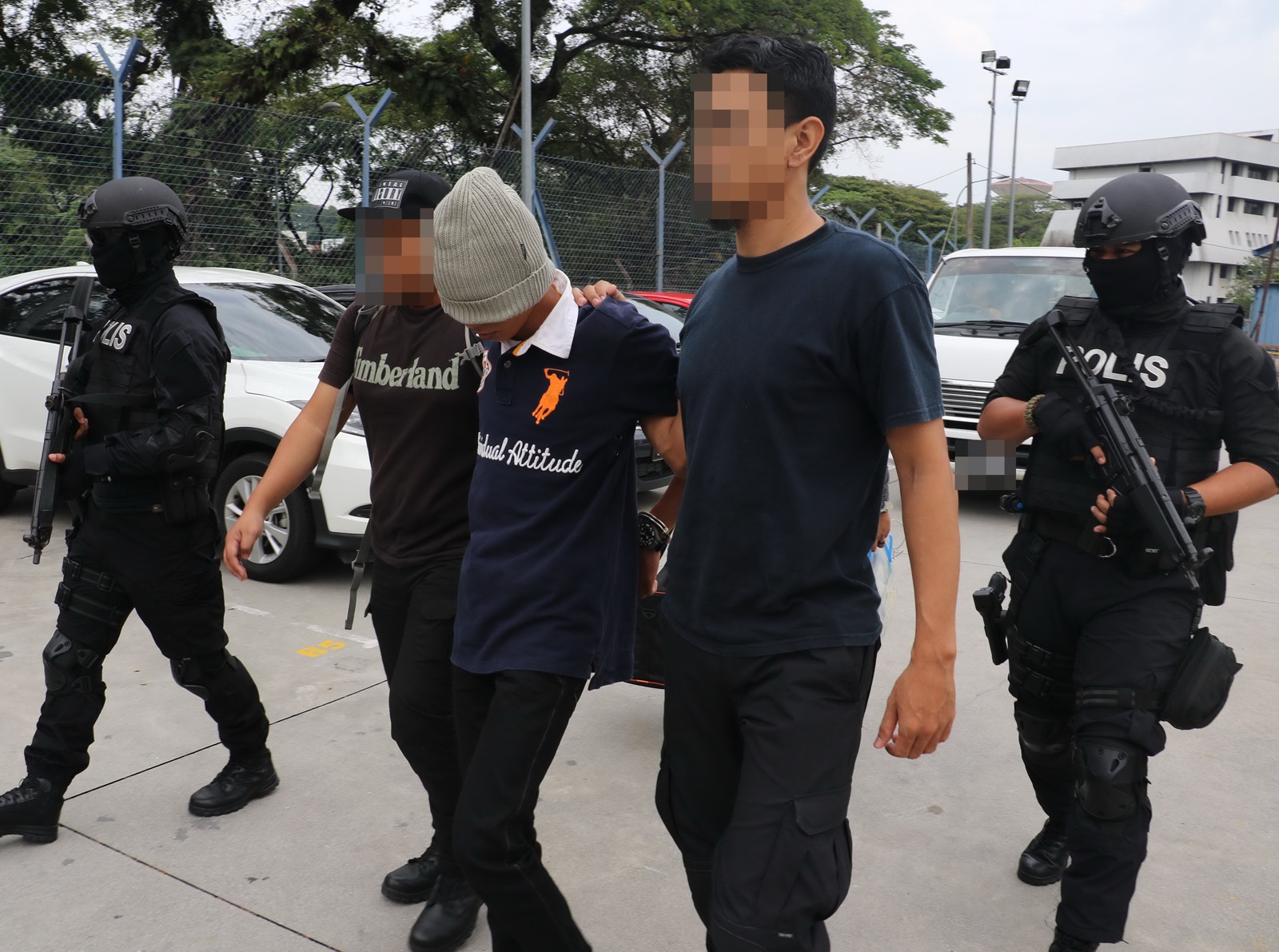 Indonesia doi pho nan tac duong va khung bo o ASIAD 18 ra sao? hinh anh