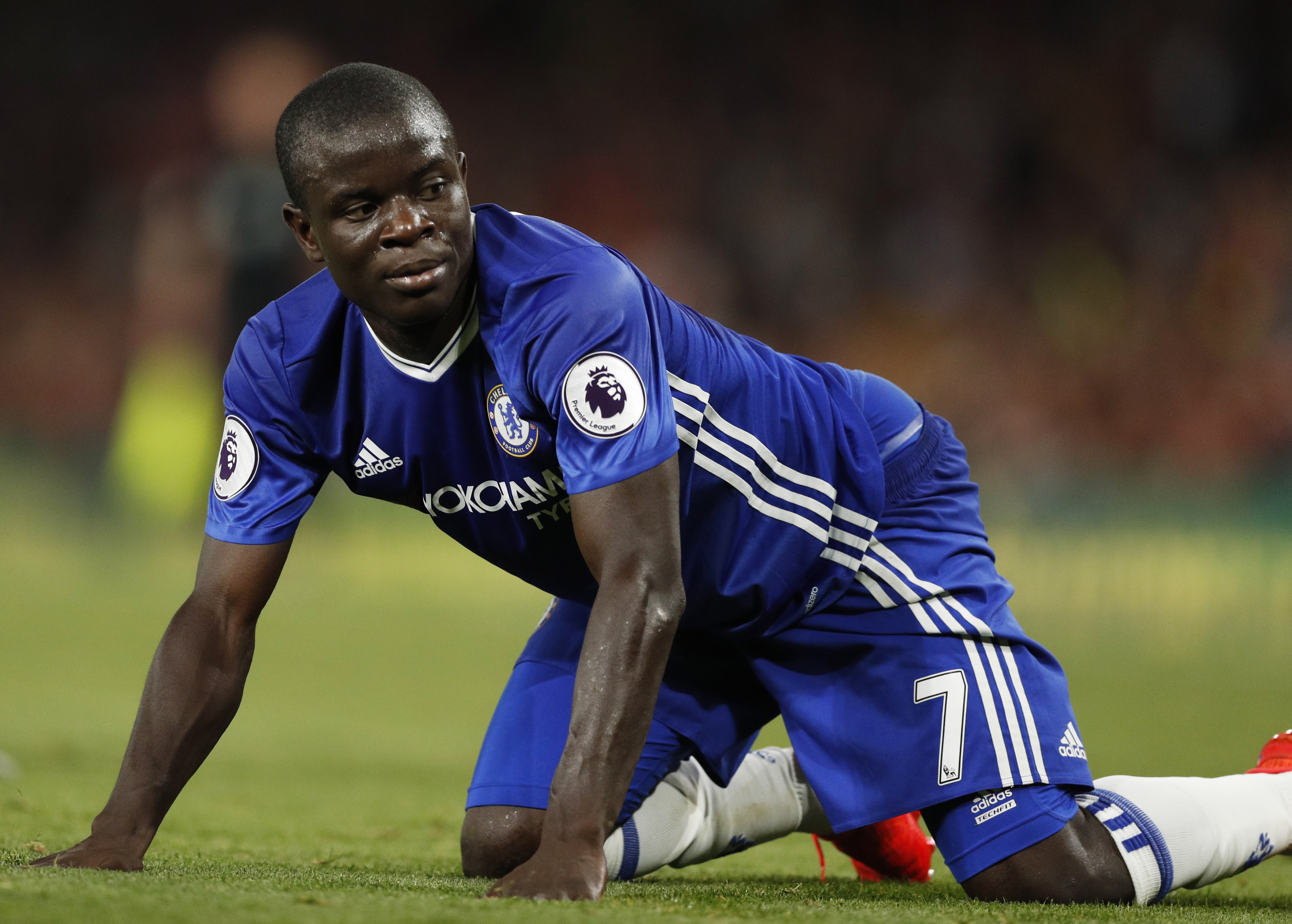 N’Golo Kante se nhan luong cao nhat lich su Chelsea hinh anh