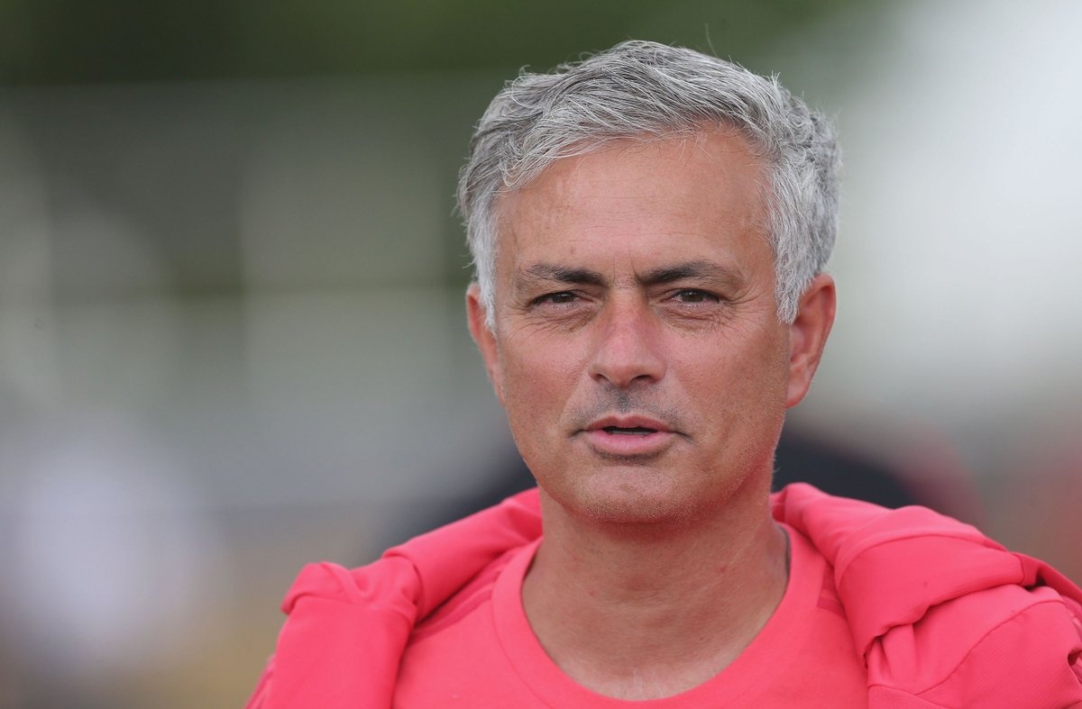Mourinho cam kich truoc su chuyen nghiep cua Lukaku, Rashford hinh anh