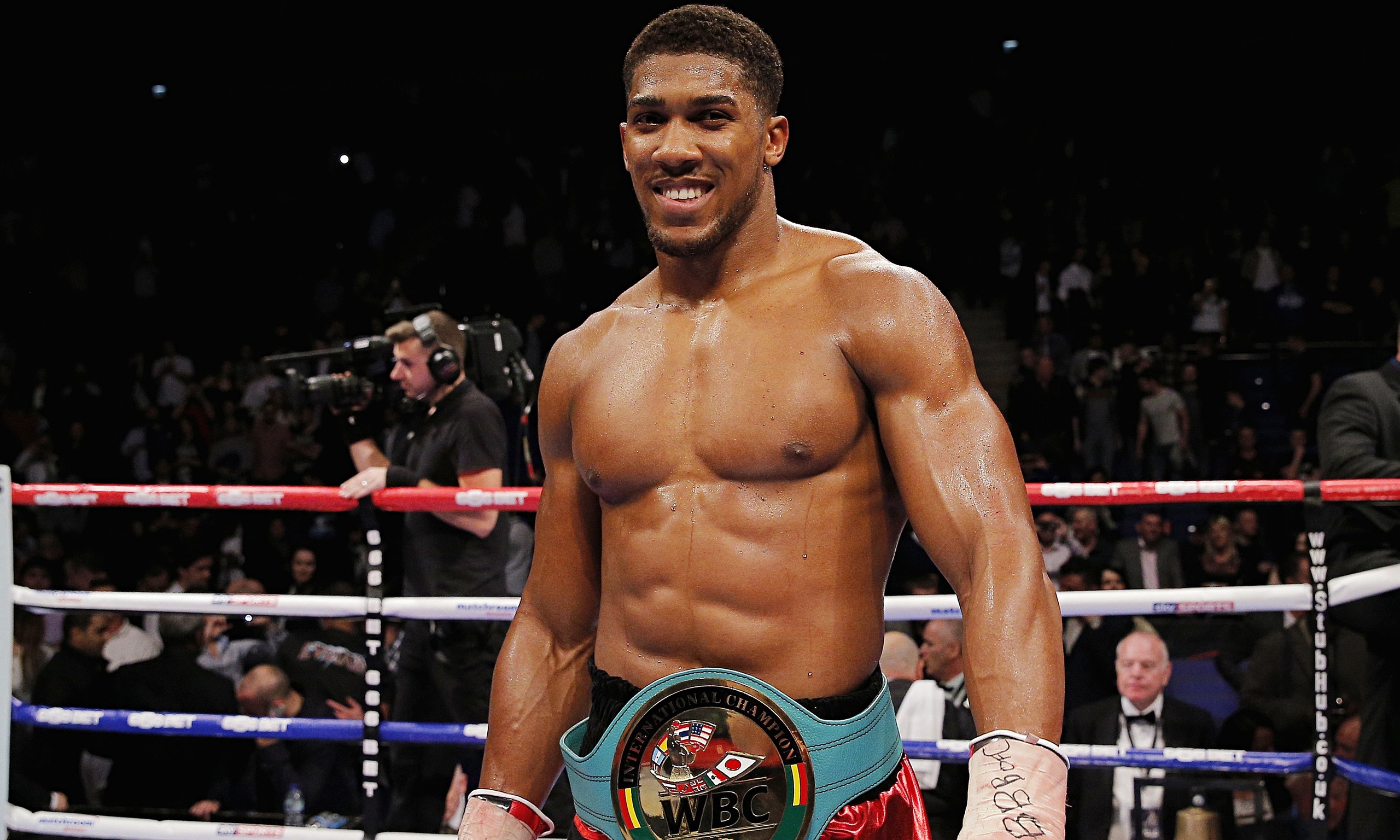 Anthony Joshua day manh tap luyen truoc ngay ‘dai chien’ Povetkin anh 1