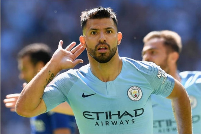 Sergio Aguero dan dau doi hinh hay nhat tran Arsenal vs Man City hinh anh